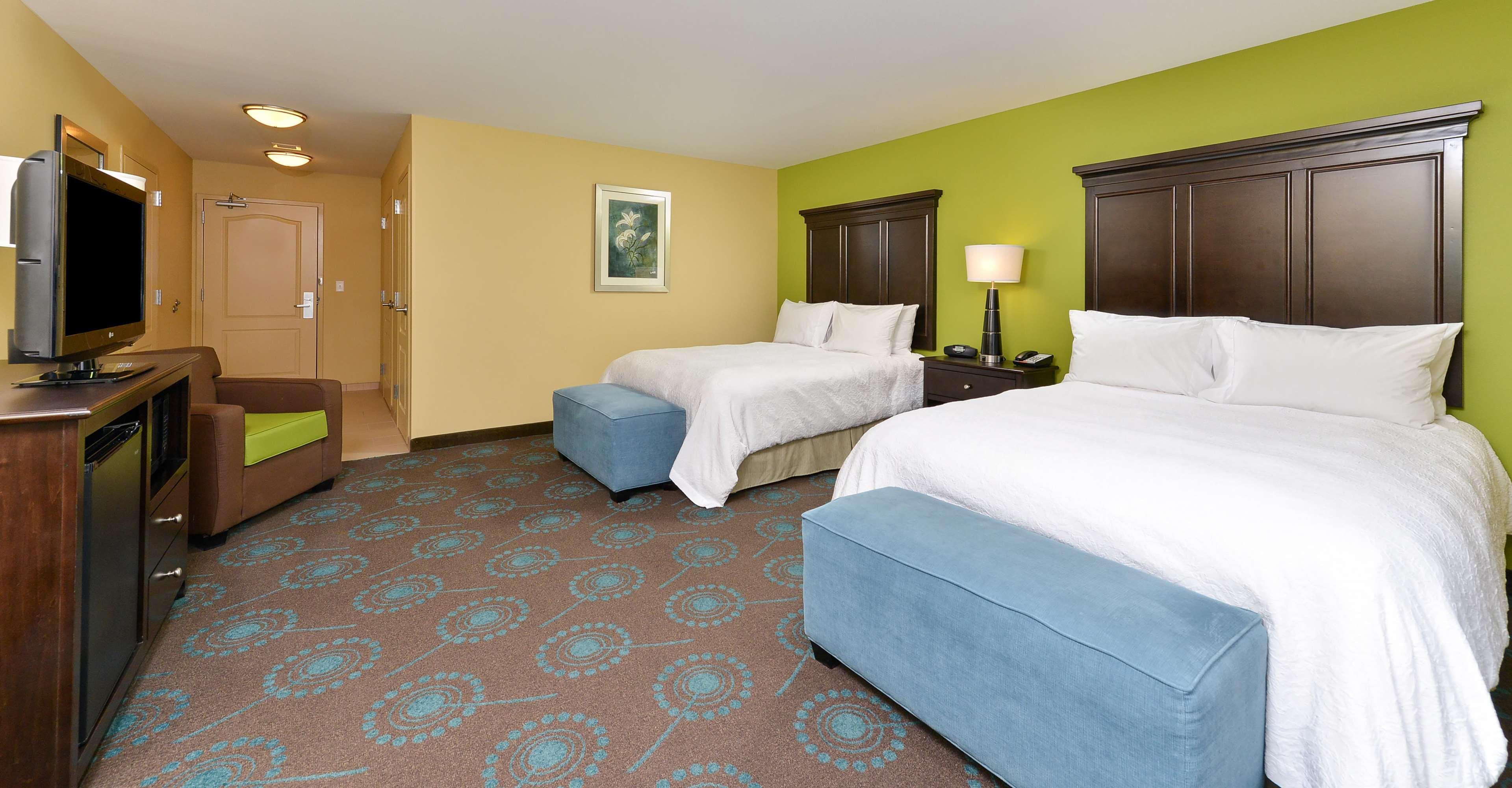 Hampton Inn Iowa City/University Area Exterior foto
