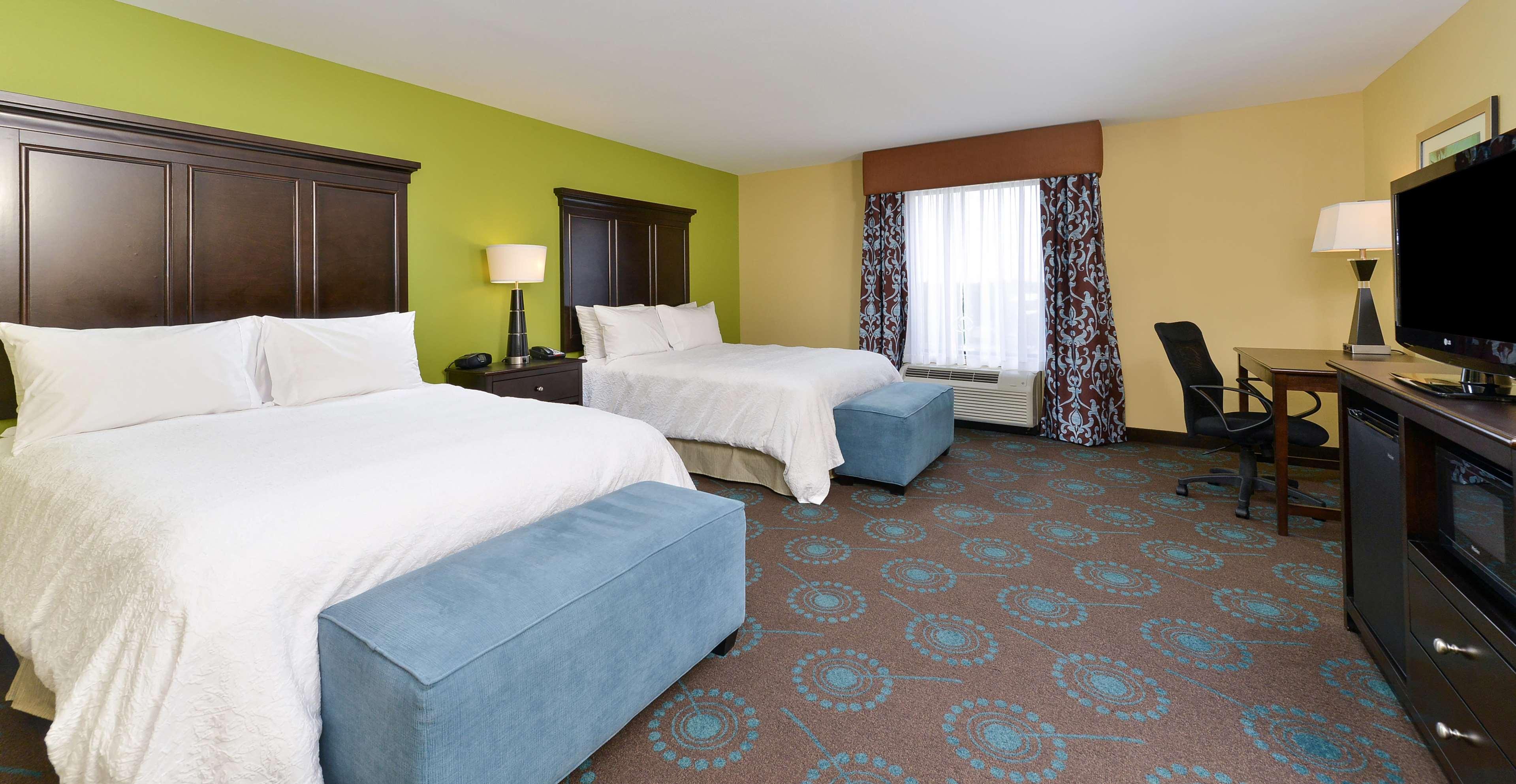 Hampton Inn Iowa City/University Area Exterior foto